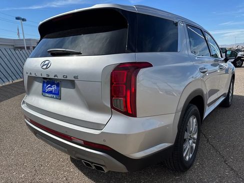 Used 2025 Hyundai Palisade SEL FWD image 5