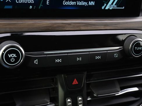 Used 2020 Ford Escape Titanium image 32