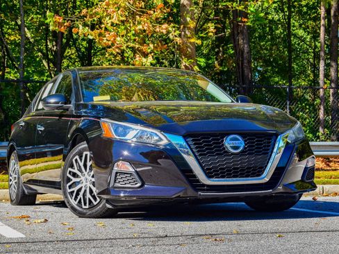 Used 2020 Nissan Altima 2.5 S image 6