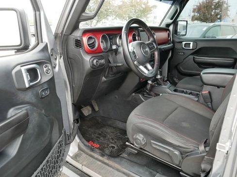 Used 2018 Jeep Wrangler Unlimited Rubicon AWD/4WD image 12