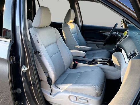 Used 2020 Honda Pilot Elite image 9