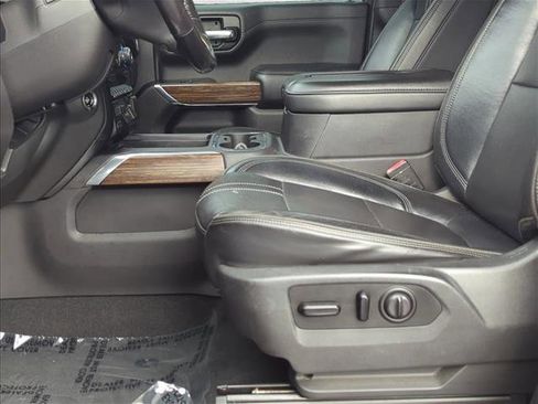 Used 2020 Chevrolet Silverado 1500 High Country w/ Technology Package image 19