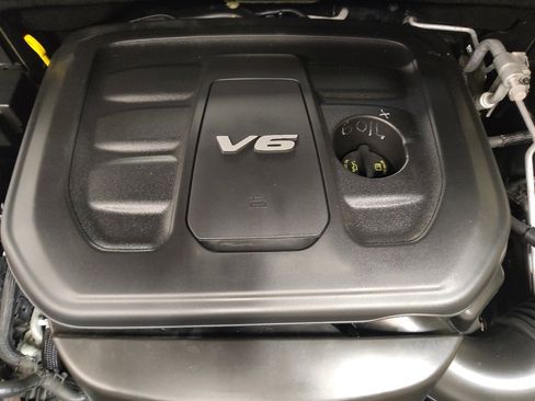 Used 2017 Jeep Grand Cherokee Laredo w/ Quick Order Package 23E image 30