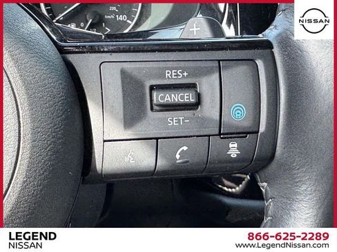 Used 2023 Nissan Pathfinder SL image 20