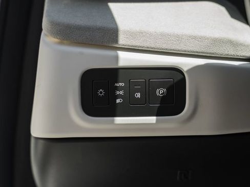 Used 2023 Fisker Ocean Extreme AWD/4WD image 35