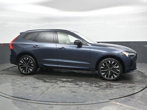 New 2026 Volvo XC60 T8 Ultra w/ Protection Package Premier image 3