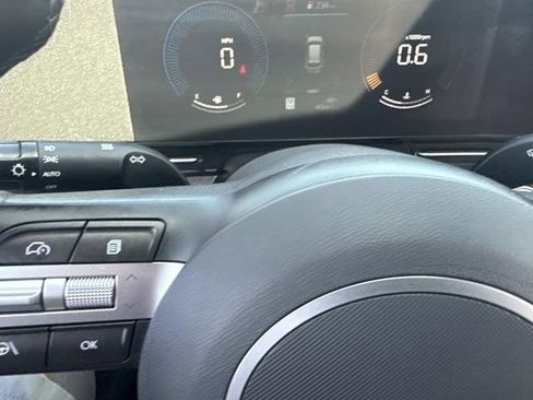 Certified 2024 Hyundai Kona SEL AWD/4WD image 29