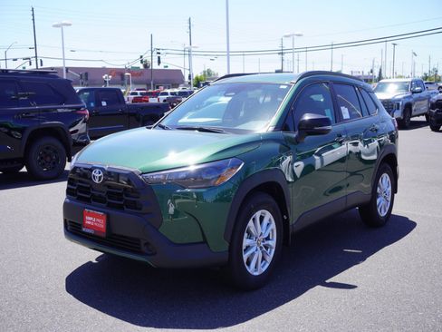 New 2026 Toyota Corolla Cross LE AWD/4WD image 7