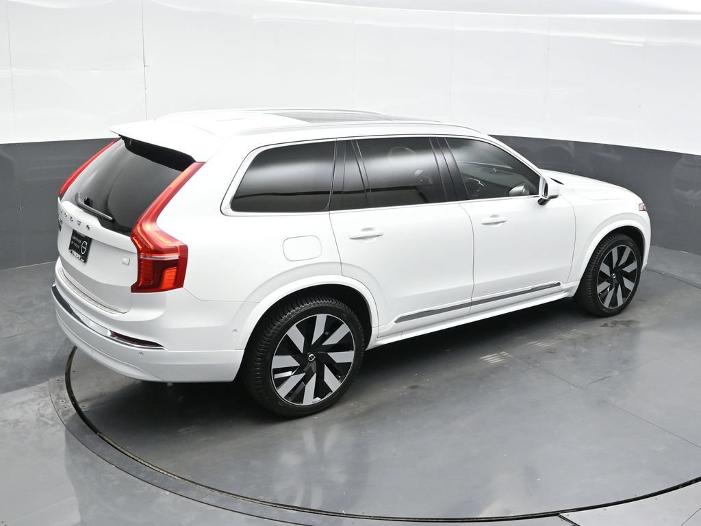 Used 2023 Volvo XC90 T8 Ultimate AWD/4WD image 33