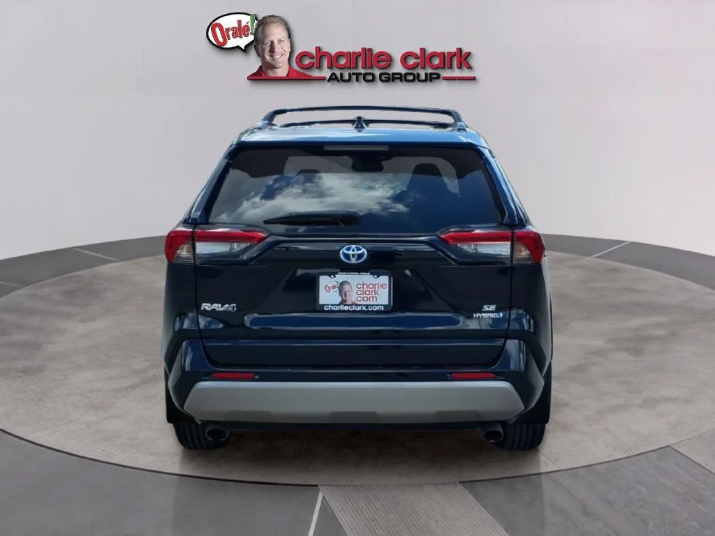Used 2023 Toyota RAV4 SE w/ Convenience Package AWD/4WD image 5