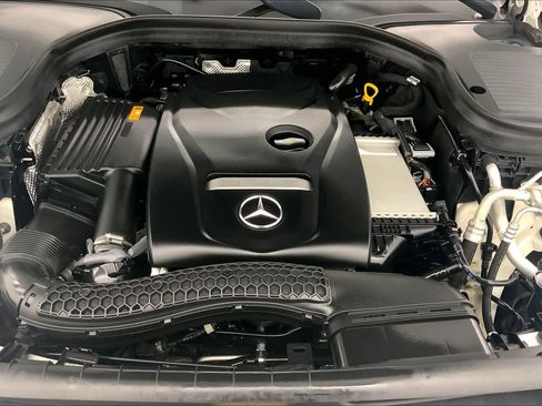 Used 2019 Mercedes-Benz GLC 300 image 10