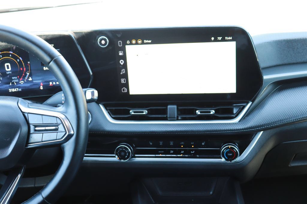 Used 2026 Chevrolet Equinox LT FWD image 15