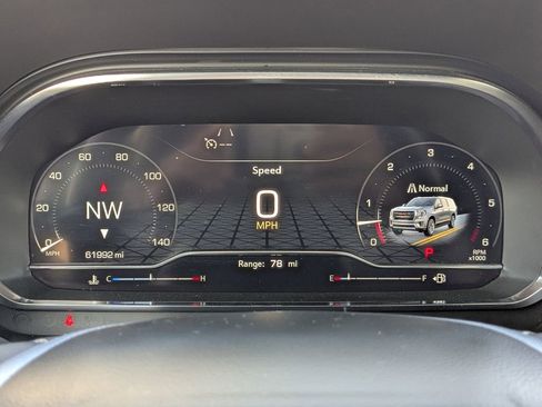 Used 2024 GMC Yukon SLT image 29