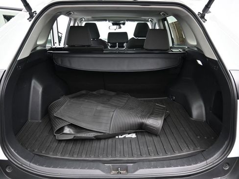 Certified 2024 Toyota RAV4 XLE w/ Convenience Package image 30