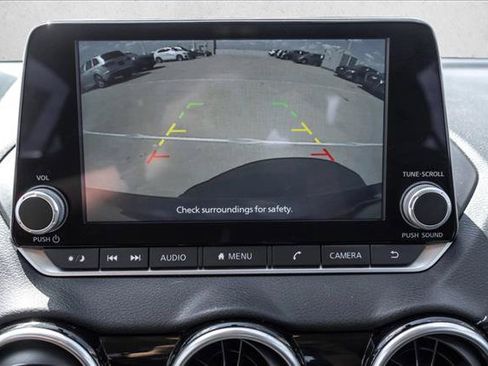 Used 2024 Nissan Sentra SV FWD image 16