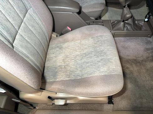 Used 1998 Toyota Tacoma 4x4 Regular Cab image 66