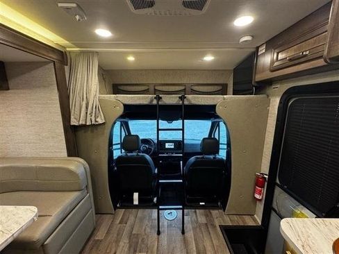Used 2020 Mercedes-Benz Sprinter 3500 image 41