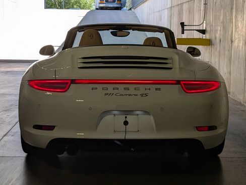 Certified 2014 Porsche 911 Carrera 4S AWD/4WD image 8