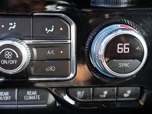 Used 2022 GMC Yukon Denali w/ Max Trailering Package AWD/4WD image 34
