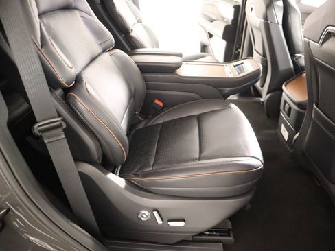 New 2026 Lincoln Navigator Black Label AWD/4WD image 16