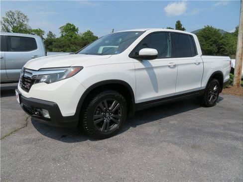 Used 2019 Honda Ridgeline Sport image 1