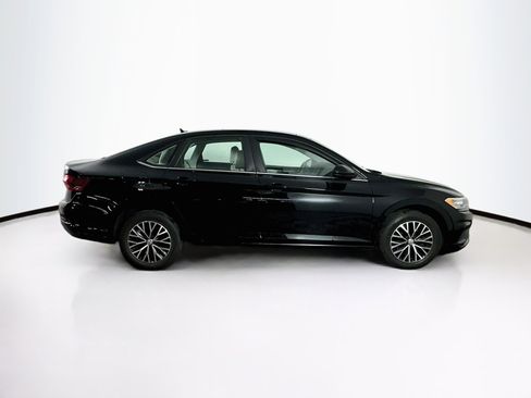 Used 2020 Volkswagen Jetta SE FWD image 10