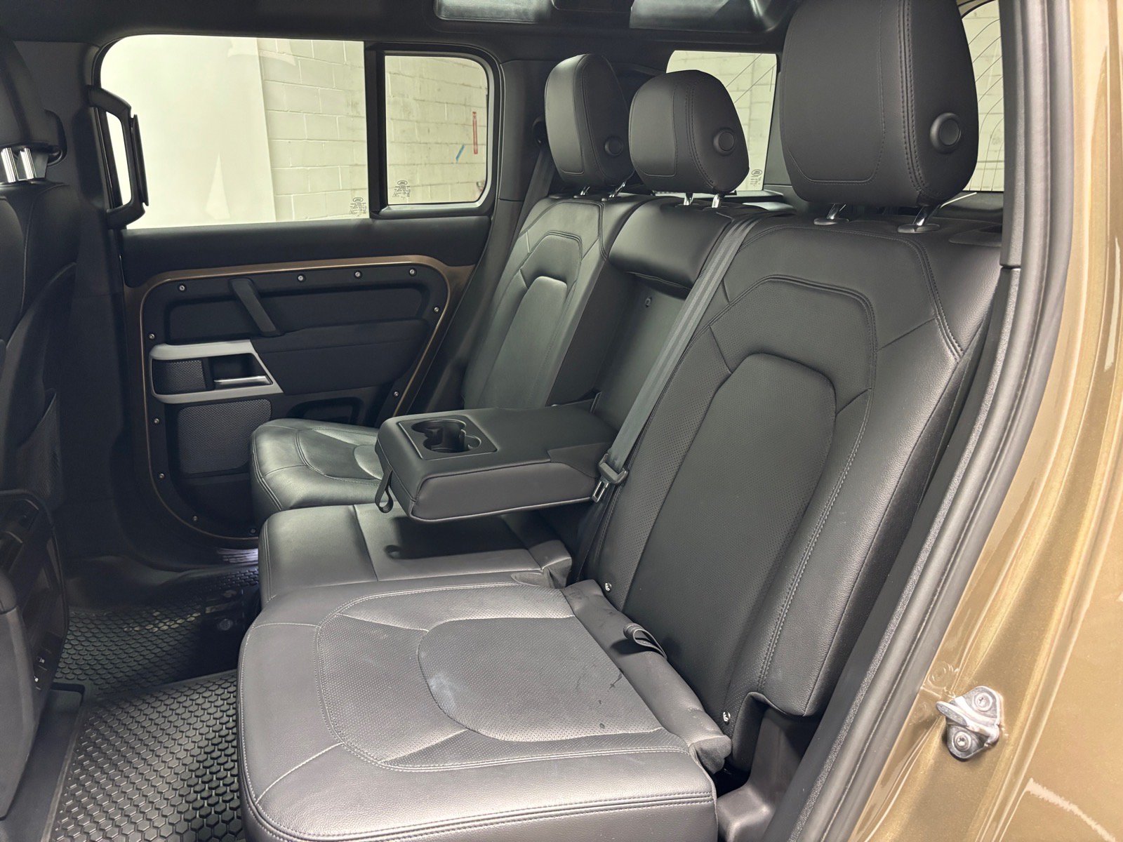 Used 2023 Land Rover Defender 110 S AWD/4WD image 25