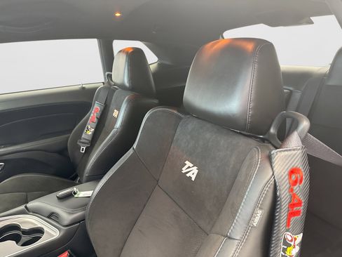 Used 2020 Dodge Challenger R/T Scat Pack w/ T/A Package RWD image 10