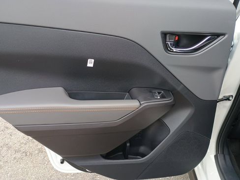 New 2025 Subaru Crosstrek 2.5i Limited image 12