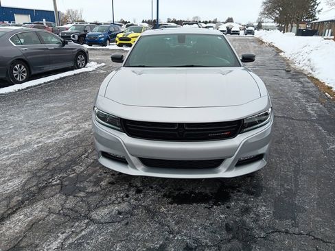 Used 2023 Dodge Charger SXT w/ Plus Group image 2