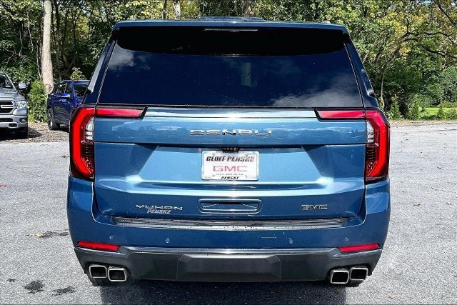Certified 2025 GMC Yukon XL Denali Ultimate AWD/4WD image 3