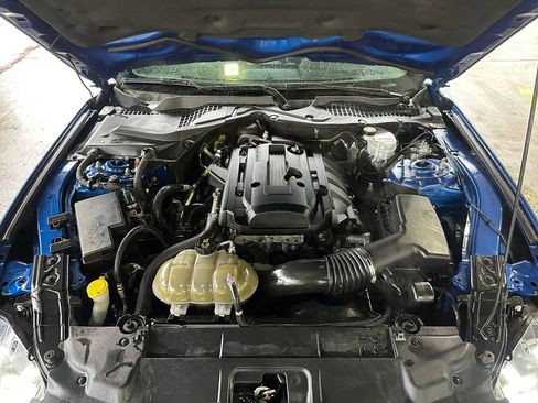 Used 2018 Ford Mustang Coupe image 24