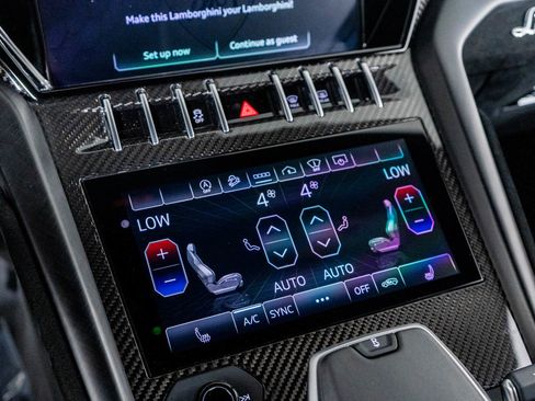 Used 2023 Lamborghini Urus Performante image 49