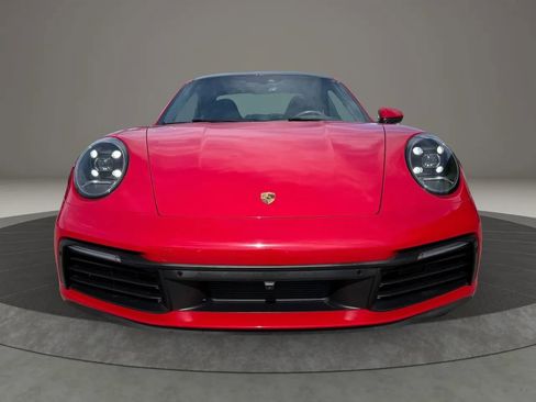 Used 2021 Porsche 911 Carrera image 3