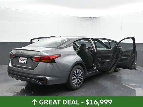 Used 2023 Nissan Altima 2.5 SV image 56