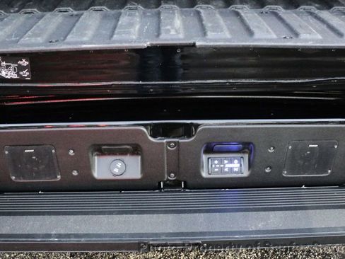 Used 2024 GMC Sierra 1500 Denali Ultimate image 13