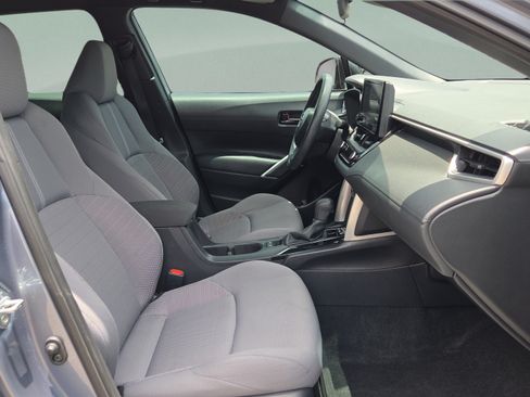 Used 2024 Toyota Corolla Cross AWD Hybrid image 15