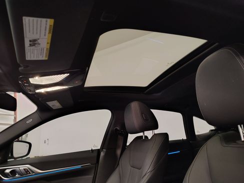 Used 2023 BMW i4 eDrive35 image 27