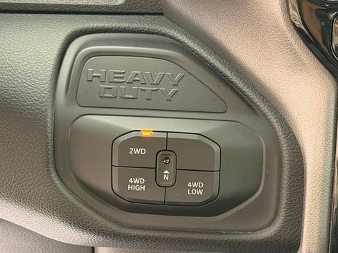 Used 2026 RAM 2500 Big Horn AWD/4WD image 25