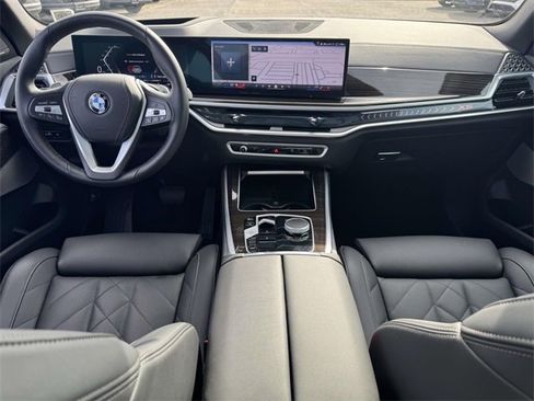 Used 2025 BMW X5 xDrive40i w/ Premium Package image 5