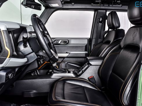 Used 2022 Ford Bronco Badlands image 17