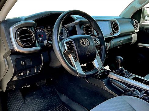 Used 2021 Toyota Tacoma SR5 image 13