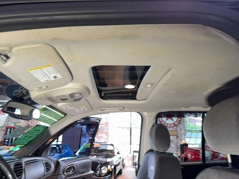 Used 2008 Chevrolet TrailBlazer SS w/ Sun And Sound Package AWD/4WD image 15