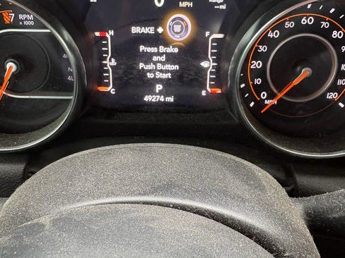 Used 2022 Jeep Gladiator Willys image 5