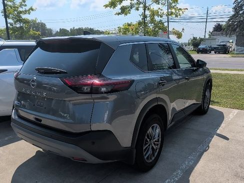 Certified 2023 Nissan Rogue S AWD/4WD image 6