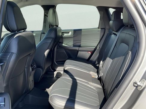 New 2025 Ford Escape SE w/ PHEV Premium Package image 21