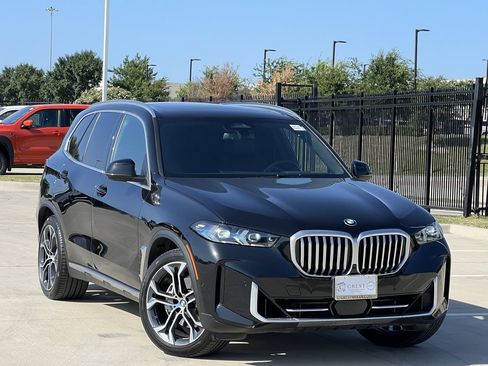 Used 2024 BMW X5 xDrive40i w/ Premium Package AWD/4WD image 2