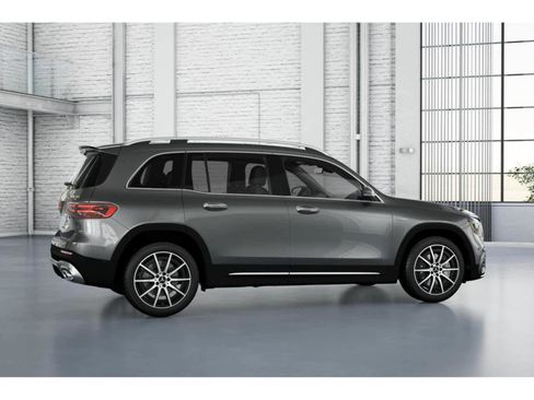 New 2026 Mercedes-Benz GLB 35 AMG 4MATIC image 17