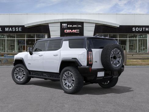 New 2025 GMC Hummer EV 3X image 3