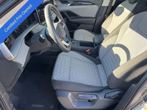 Certified 2025 Volkswagen Tiguan S image 7